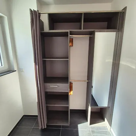 Atlinda's - Calm & Peaceful Apartman *